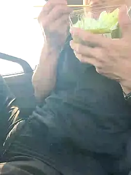 da--------i online show from October 14, 2025, 4:13 am