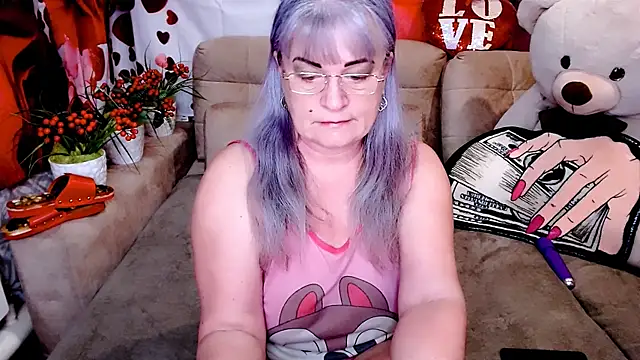 Snapshot of SiberiabBerry chatting on February 28, 2026, 8:32 pm SiberiabBerry online show from February 28, 2026, 8:32 pm