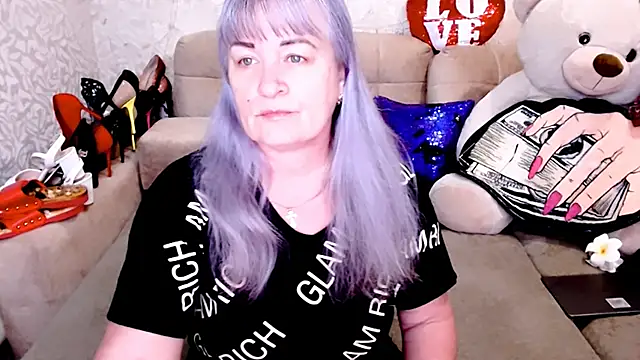 Snapshot of SiberiabBerry chatting on April 9, 2026, 6:02 am SiberiabBerry online show from April 9, 2026, 6:02 am