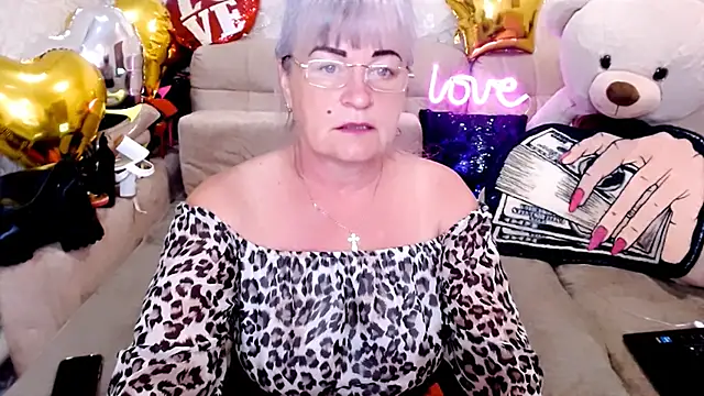 Snapshot of SiberiabBerry chatting on June 6, 2026, 3:11 am SiberiabBerry online show from June 6, 2026, 3:11 am