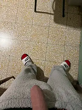 Snapshot of Miky_21 chatting on March 13, 2026, 5:41 pm Miky 21 online show from March 13, 2026, 5:41 pm