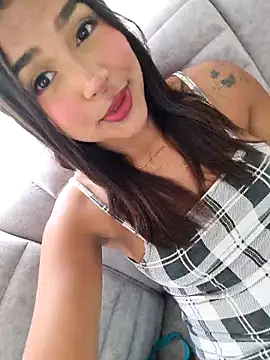 Mariangel 11 online show from November 15, 2025, 2:13 pm