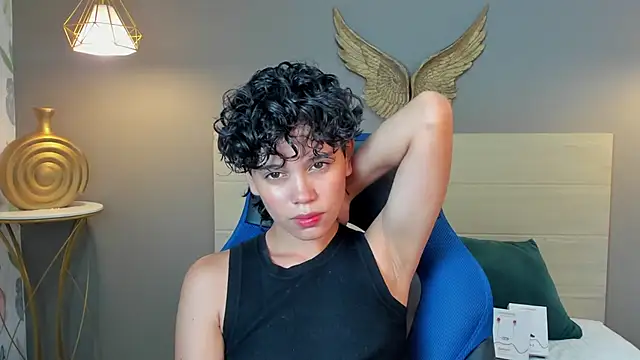 fernanda indie online show from February 11, 2025, 3:29 pm