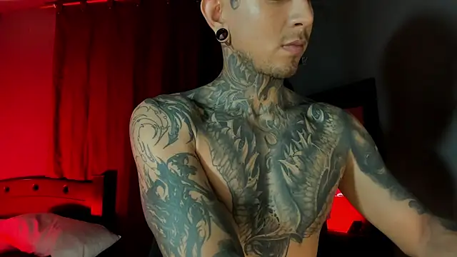 Travistanner 28 online show from March 25, 2026, 8:20 am