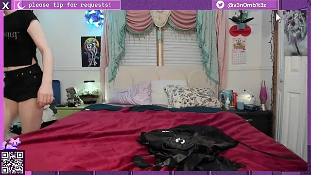 Snapshot of v3n0mb1t3z chatting on September 27, 2025, 2:27 am v3n0mb1t3z online show from September 27, 2025, 2:27 am