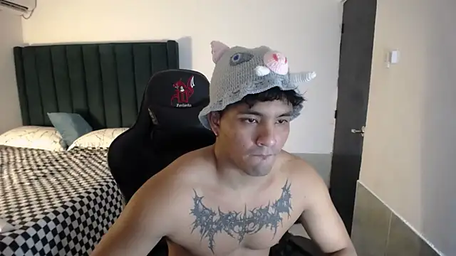 man dur07 online show from November 1, 2025, 8:33 pm