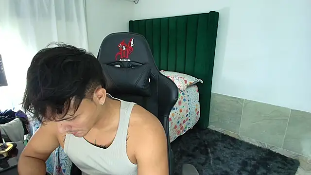 man dur07 online show from March 11, 2026, 4:29 am