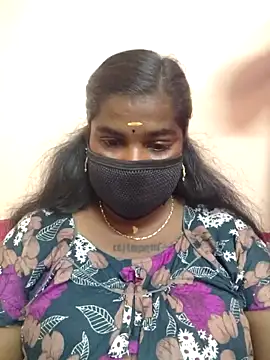 Snapshot of sulekha-mallu chatting on October 31, 2025, 3:18 am sulekha-mallu online show from October 31, 2025, 3:18 am