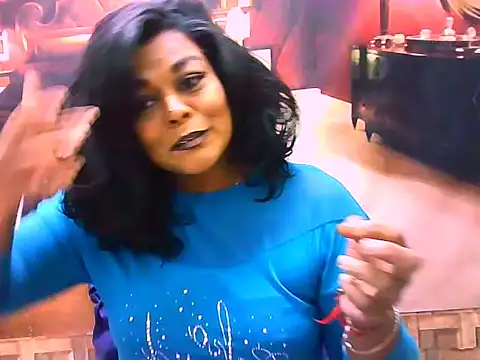 Snapshot of indianCherryPie chatting on July 6, 2026, 5:37 am indianCherryPie online show from July 6, 2026, 5:37 am