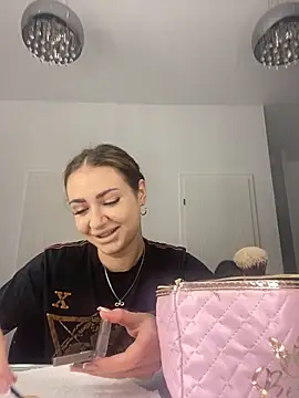 Snapshot of Abby__White chatting on September 25, 2025, 3:16 pm Abby White online show from September 25, 2025, 3:16 pm