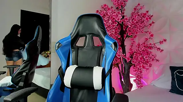 angelica dymond online show from January 4, 2025, 10:24 pm