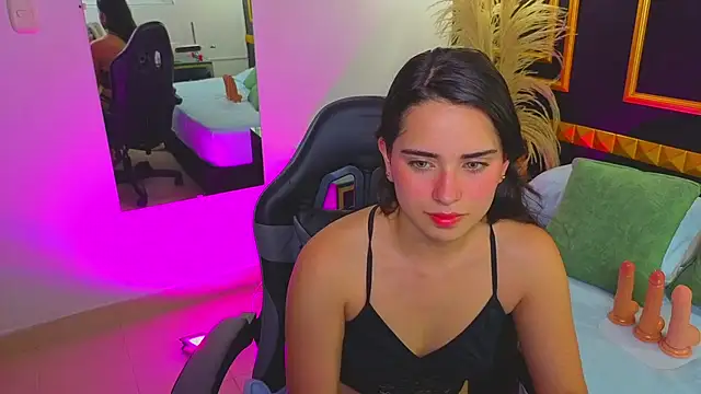 angelica dymond online show from February 2, 2026, 7:56 pm