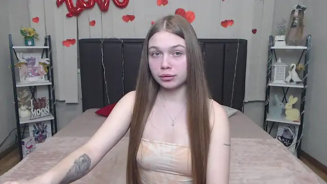 LaraPika online show from April 17, 2026, 5:10 am