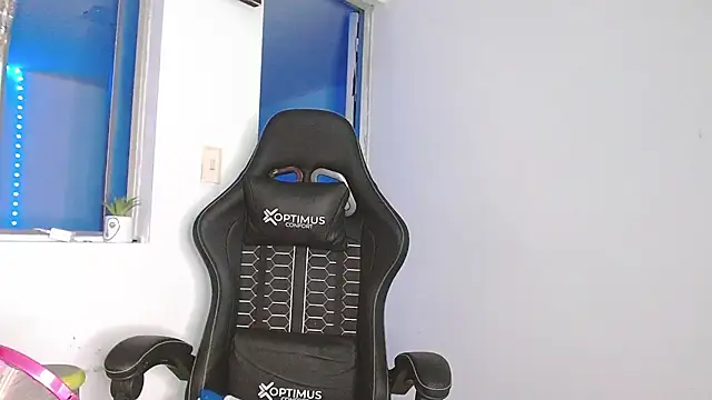 giuliana andrade online show from March 11, 2026, 11:55 pm