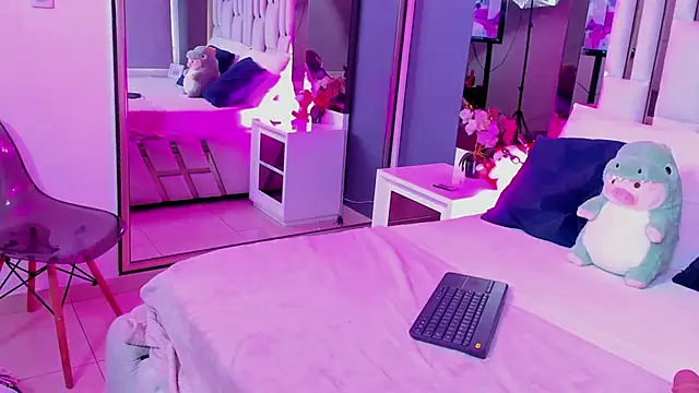 Kitty Eliffe online show from February 27, 2025, 7:26 pm