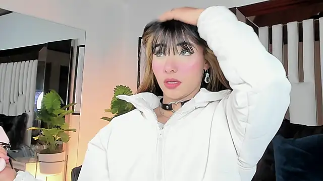 Kitty Eliffe online show from April 28, 2026, 2:27 am