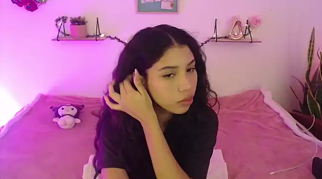 Snapshot of AmberJeong chatting on December 13, 2024, 1:48 am AmberJeong online show from December 13, 2024, 1:48 am