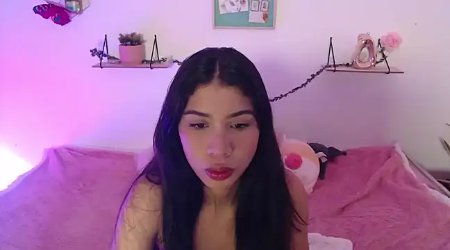 Snapshot of AmberJeong chatting on December 22, 2024, 8:47 pm AmberJeong online show from December 22, 2024, 8:47 pm