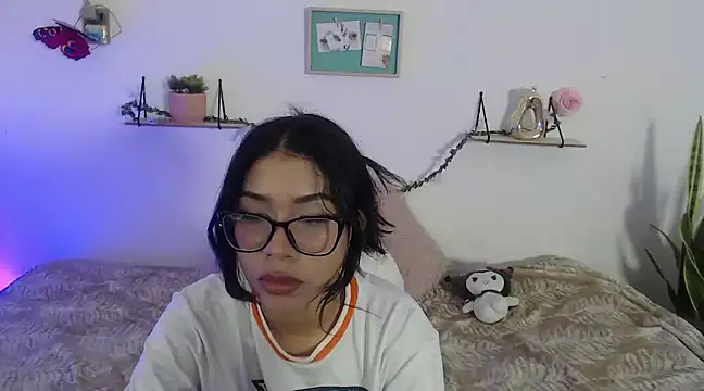 Snapshot of AmberJeong chatting on January 9, 2025, 2:11 am AmberJeong online show from January 9, 2025, 2:11 am