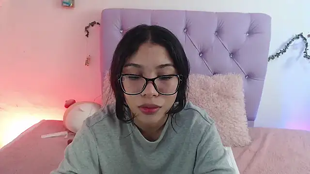 Snapshot of AmberJeong chatting on January 25, 2025, 12:06 am AmberJeong online show from January 25, 2025, 12:06 am