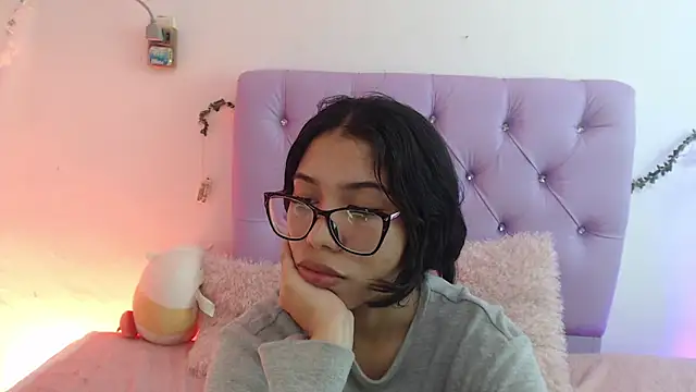 Snapshot of AmberJeong chatting on January 25, 2025, 3:09 am AmberJeong online show from January 25, 2025, 3:09 am