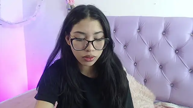 Snapshot of AmberJeong chatting on January 26, 2025, 10:02 pm AmberJeong online show from January 26, 2025, 10:02 pm