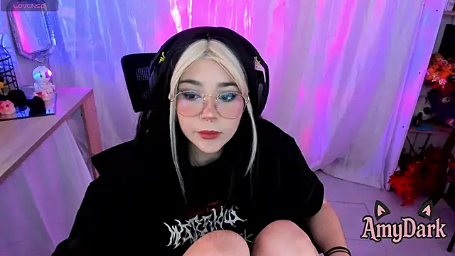  AmyDark online show from January 14, 2026, 4:01 pm