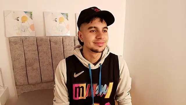 Amadeo Wild online show from January 30, 2025, 3:40 pm