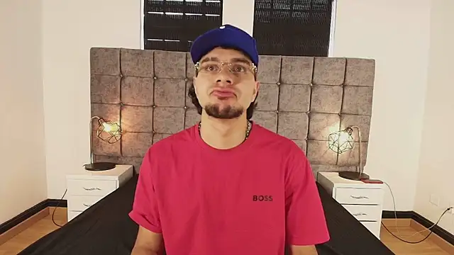 Amadeo Wild online show from March 8, 2025, 2:19 pm