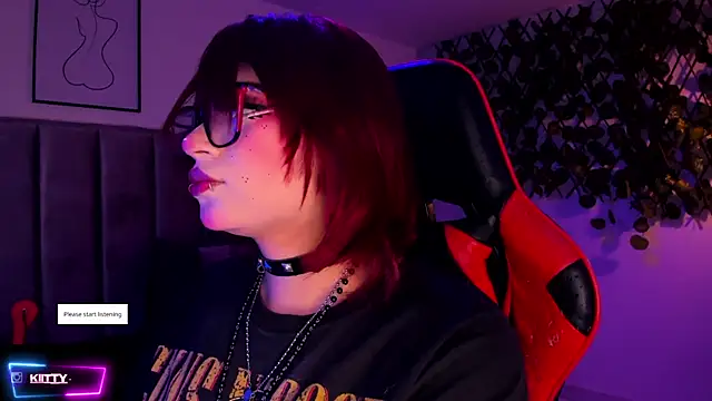 Kitty Gang online show from October 24, 2025, 1:46 am