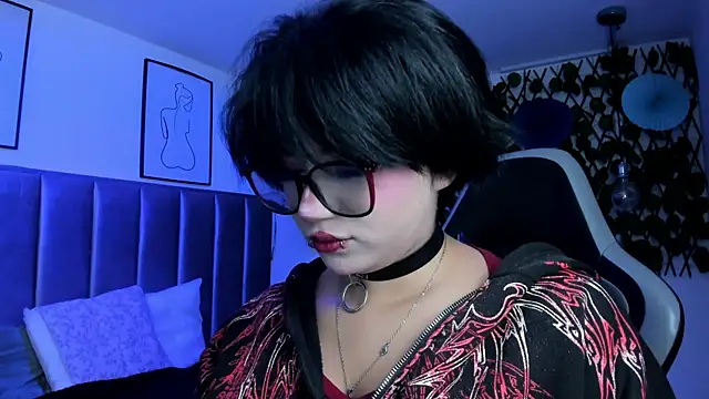 Kitty Gang online show from March 13, 2026, 2:07 am