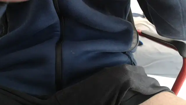 lxrxdxn online show from February 26, 2026, 12:15 pm