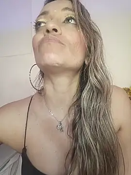 emma collson online show from March 19, 2026, 12:36 am