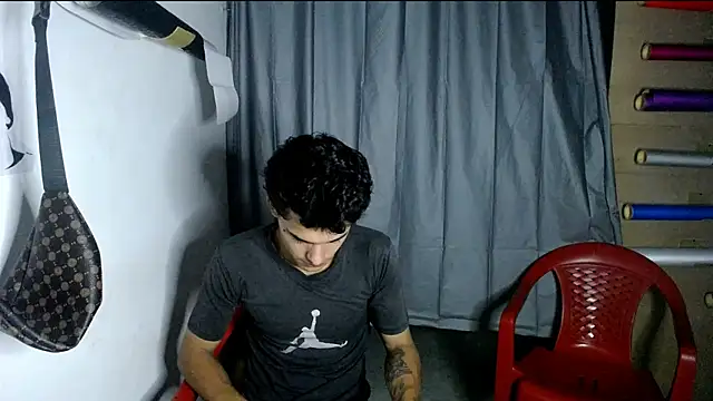 freddy romas online show from December 26, 2024, 3:59 am