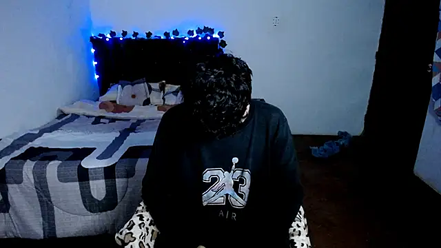 freddy romas online show from September 23, 2025, 3:42 am