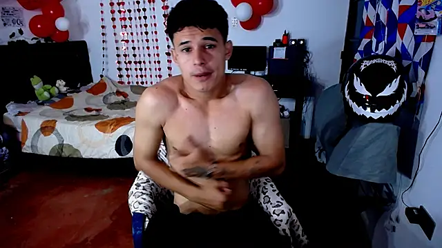 Snapshot of freddy_romas chatting on April 19, 2026, 11:20 am freddy romas online show from April 19, 2026, 11:20 am