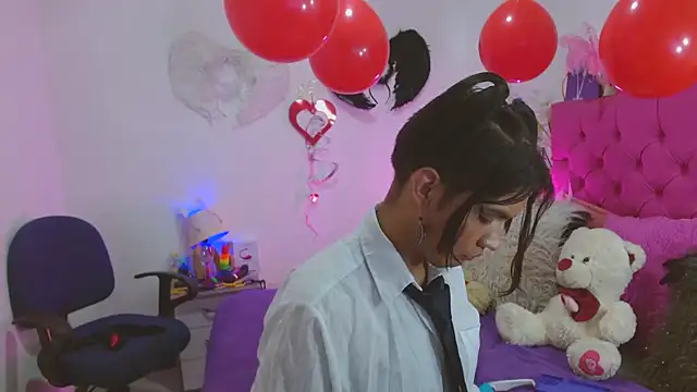 Snapshot of AlexaFontana chatting on February 18, 2025, 2:06 pm AlexaFontana online show from February 18, 2025, 2:06 pm