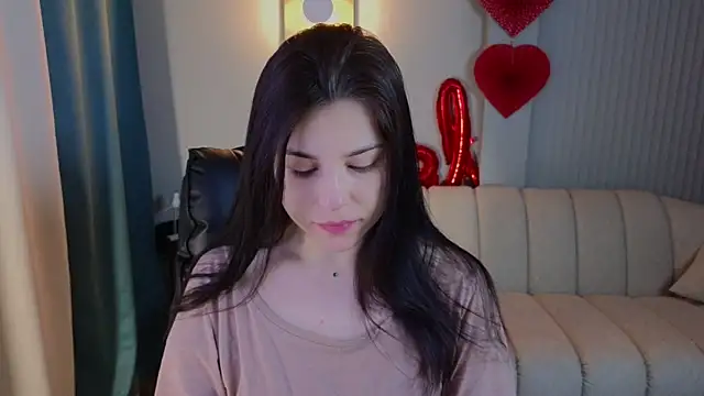 Jenna Adams  online show from March 12, 2025, 1:36 am