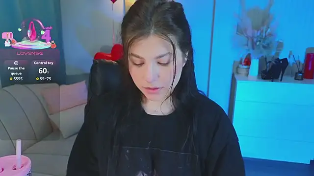 Jenna Adams  online show from April 22, 2026, 1:30 am