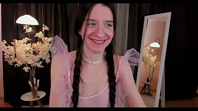 Snapshot of helentasty chatting on February 1, 2025, 6:21 am helentasty online show from February 1, 2025, 6:21 am