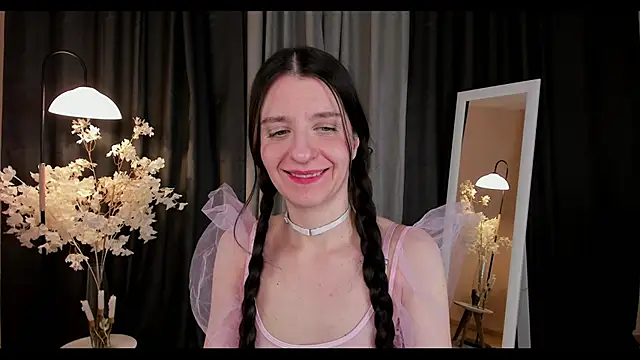 Snapshot of helentasty chatting on February 1, 2025, 1:09 pm helentasty online show from February 1, 2025, 1:09 pm