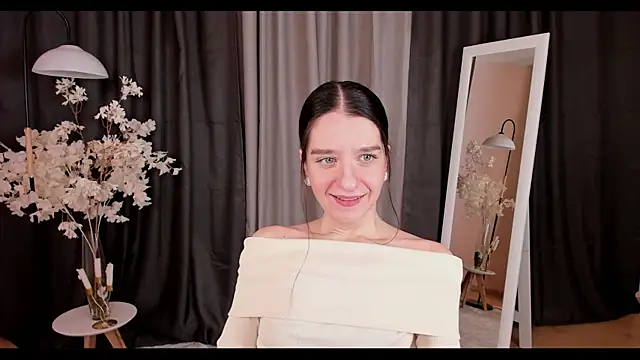 Snapshot of helentasty chatting on February 6, 2025, 2:55 am helentasty online show from February 6, 2025, 2:55 am