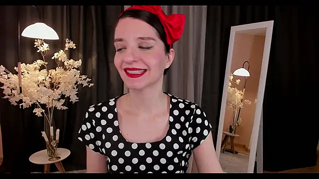 Snapshot of helentasty chatting on February 9, 2025, 3:22 am helentasty online show from February 9, 2025, 3:22 am