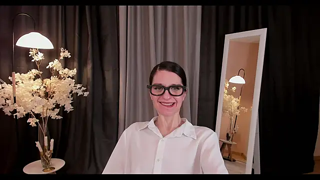 Snapshot of helentasty chatting on February 9, 2025, 9:37 am helentasty online show from February 9, 2025, 9:37 am