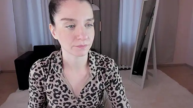 Snapshot of helentasty chatting on September 30, 2025, 2:49 am helentasty online show from September 30, 2025, 2:49 am
