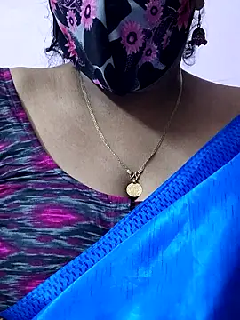 mallu-sumi online show from April 23, 2026, 6:21 pm