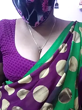 mallu-sumi online show from April 26, 2026, 6:05 pm