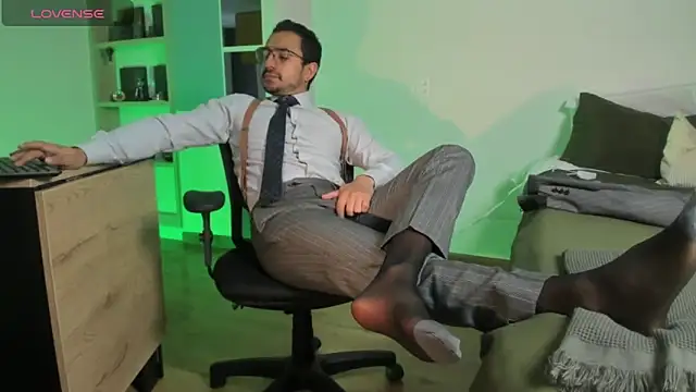 pablo-rincon95 online show from February 13, 2026, 1:07 pm