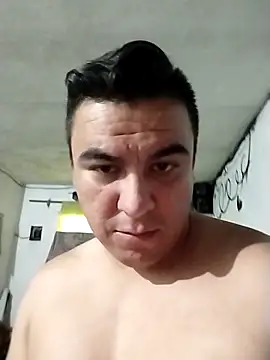 Snapshot of caramelodechile chatting on October 12, 2025, 2:38 pm caramelodechile online show from October 12, 2025, 2:38 pm