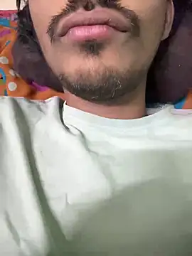 Snapshot of Privateseducer chatting on March 19, 2025, 10:20 pm Privateseducer online show from March 19, 2025, 10:20 pm